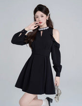 Load image into Gallery viewer, INSTOCK ★BLACK★ Korean Style Black Long Sleeve Shoulder Dress