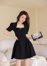 Load image into Gallery viewer, INSTOCK ★BLACK★ Korean Style Black Puff Sleeve Dress
