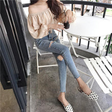 Load image into Gallery viewer, INSTOCK Korean Light Blue Ripped Slit Stretchable Slim Jeans Nine-quarter