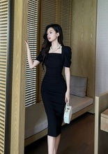 Load image into Gallery viewer, INSTOCK ★BLACK★ Korean Style Black Puff Short Sleeve Ruffles Long Dress [Slimming Effect]
