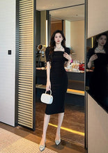 Load image into Gallery viewer, INSTOCK ★BLACK★ Korean Style Black Puff Short Sleeve Ruffles Long Dress [Slimming Effect]
