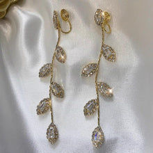 Load image into Gallery viewer, INSTOCK ★SILVER-GOLD★ Korean Crystals Bling Bling Dangling Earrings/Earcuffs [Piercing/No Piercing Types]
