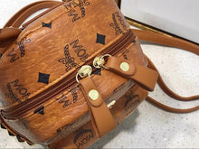 Load image into Gallery viewer, INSTOCK Korean Style Pink 2 Way Small Sling Bag Pack
